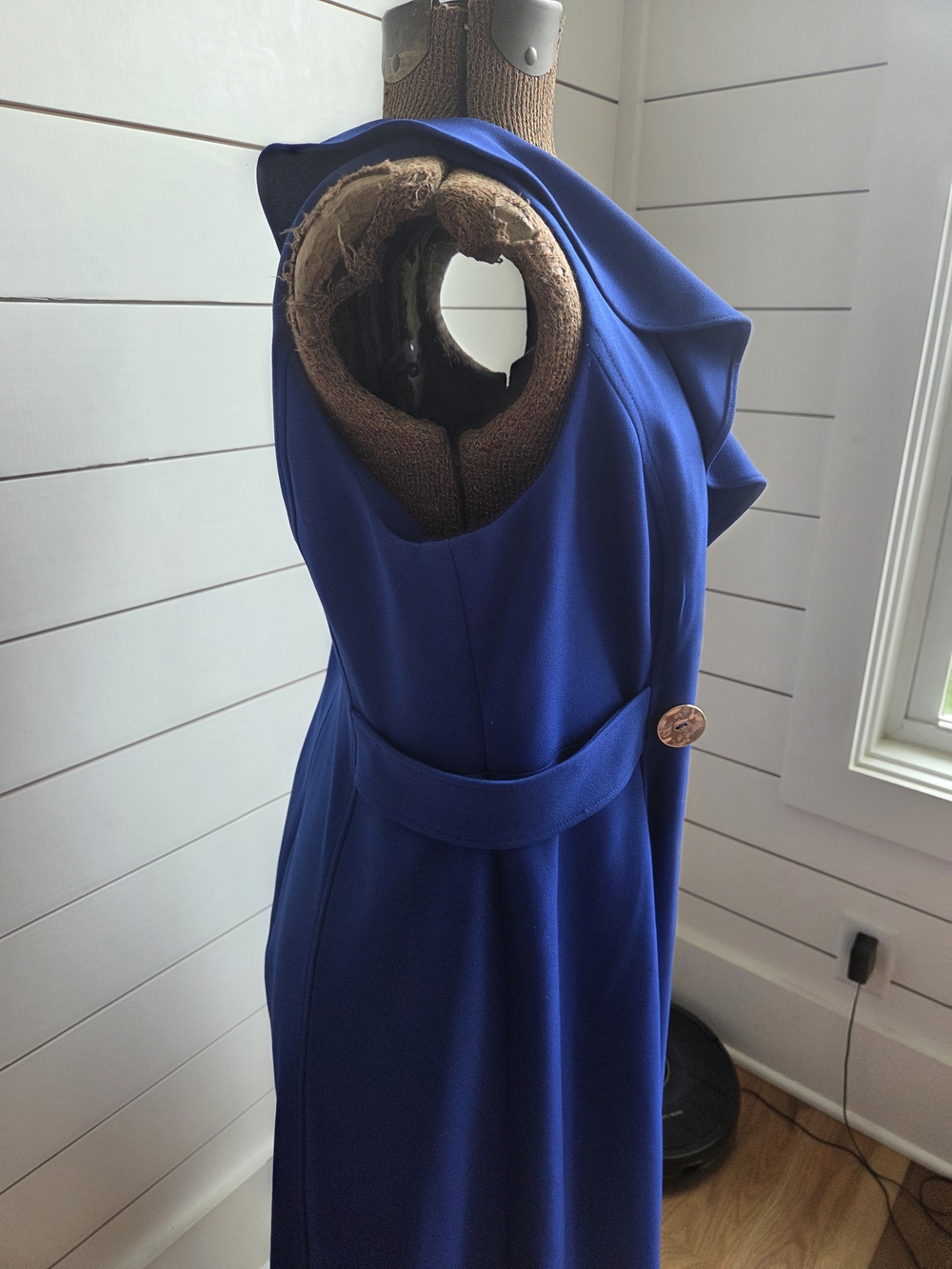DKNY Ruffel Dress - Picture 3 of 6